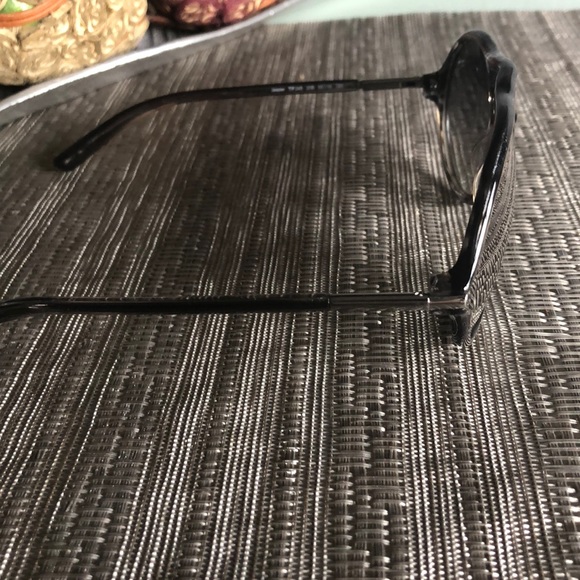 Tom Ford Sunglasses - Picture 2 of 3